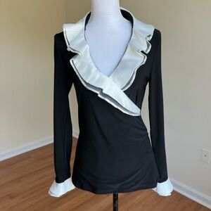 WHBM || Woman’s Black/White Long Sleeved Ruffle Wrap Top Sz Small